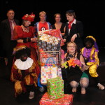 Vast op pakjesavond- www.theatergroepspiegel.nl