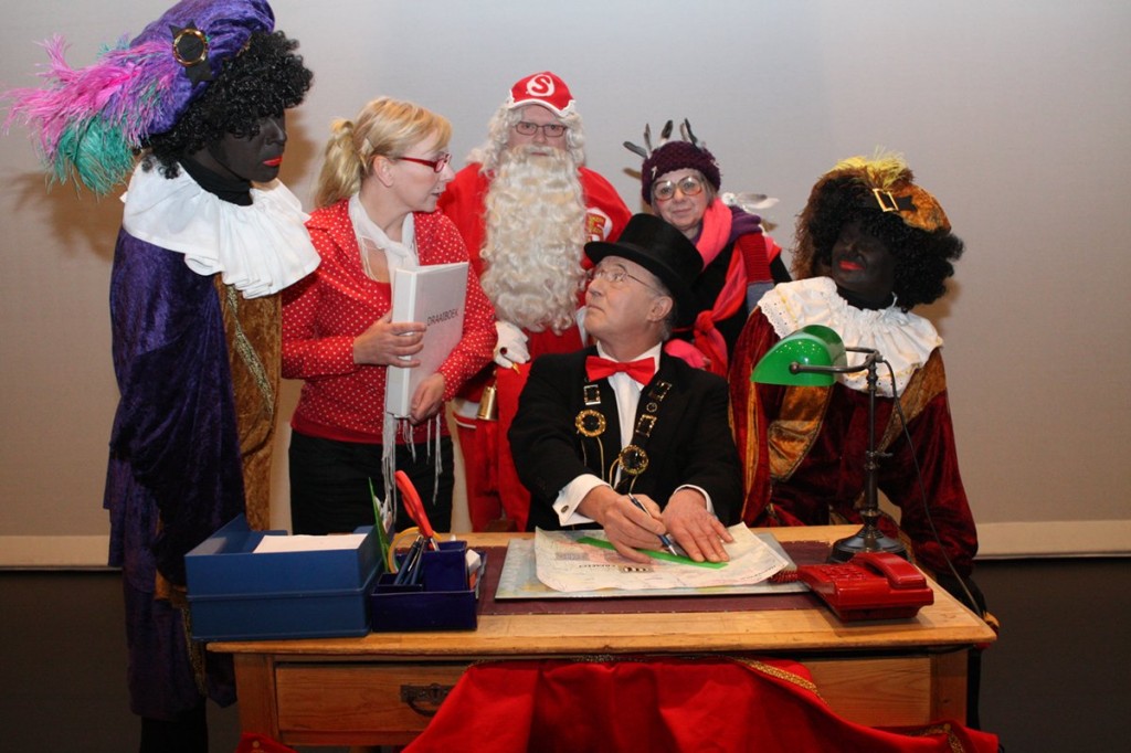 Sinterklaas ging uit fietsen Theatergroep Spiegel