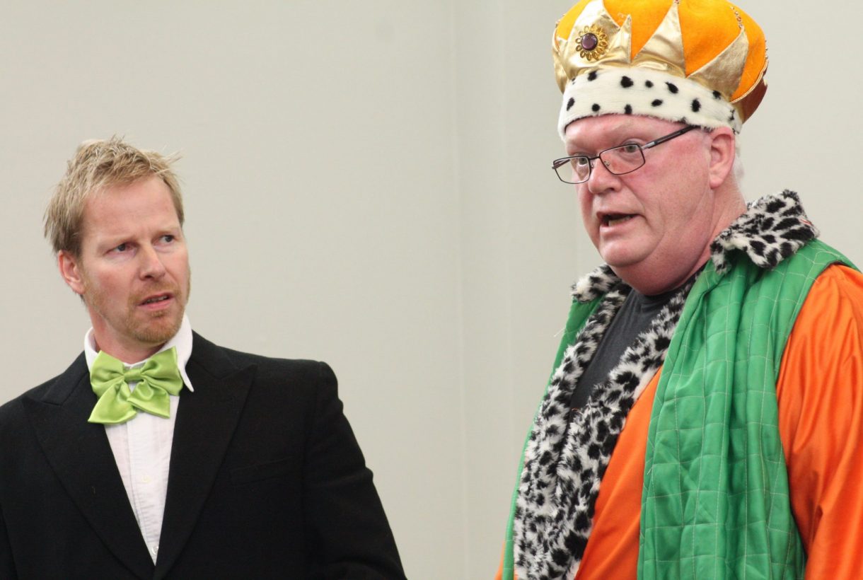 Koning Arend verveelt zich- Theatergroep Spiegel21